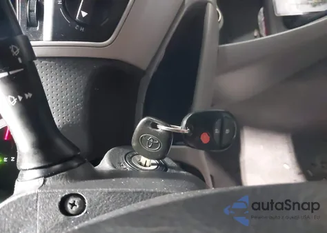 2011 Toyota Tacoma Base V6 from USA, damaged, VIN 3TMLU4EN5BM071630